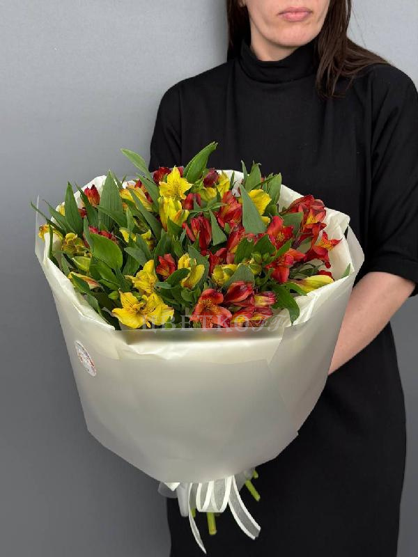 Букеты Букет из 15 альстромерий