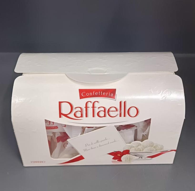 Конфеты Raffaello, сундучок 240 гр. - Цветочный салон ЦветкоFF Тюмень