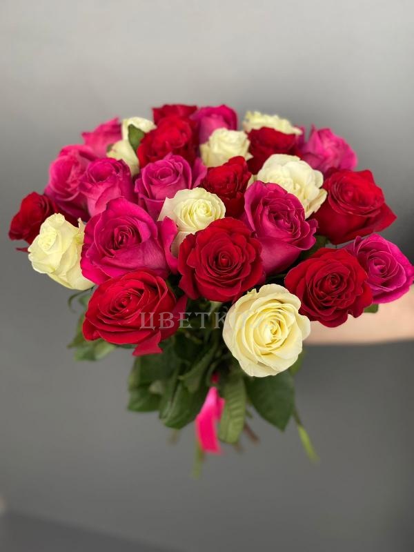 Роза Эквадор Микс 25 - Цветочный салон ЦветкоFF Тюмень