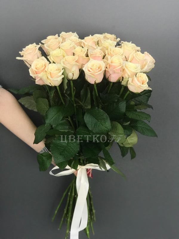 Букет "25 роз цвета айвори" - Цветочный салон ЦветкоFF Тюмень