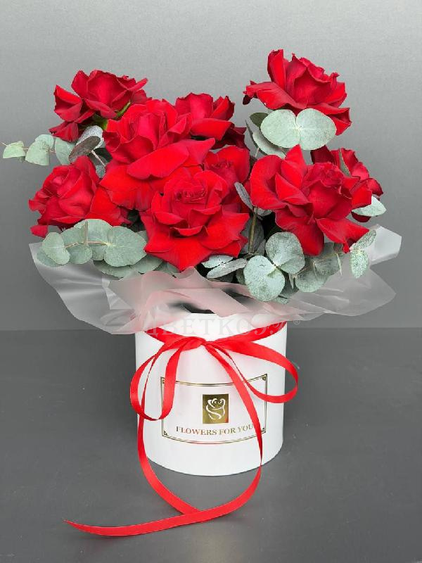 Композиция французких роз 9 шт из цветов